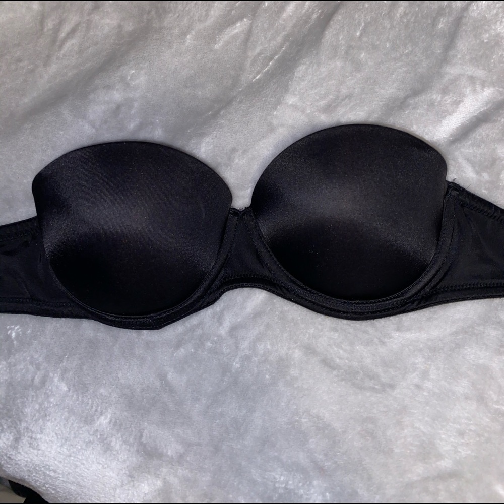 VS Pink Black Push-Up Strapless Bra size 34A
